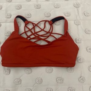 Lululemon free to be wild bra
